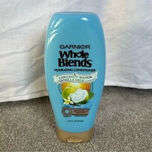 Garnier Whole Blends Hydrating Conditioner Coconut Water Vanilla Milk 12.5 fl oz